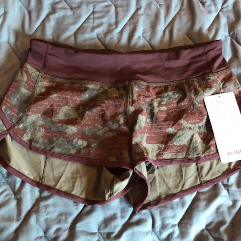 Lululemon Speed Shorts (Green/Black) Size 8 NWT